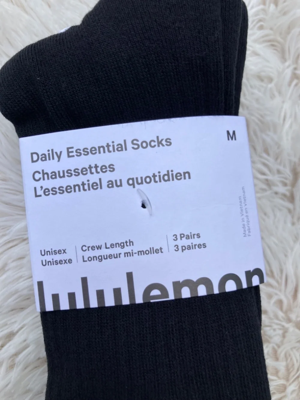 NWT Lululemon Daily Essential Unisex Crew Length 3 pack of Socks Size Medium